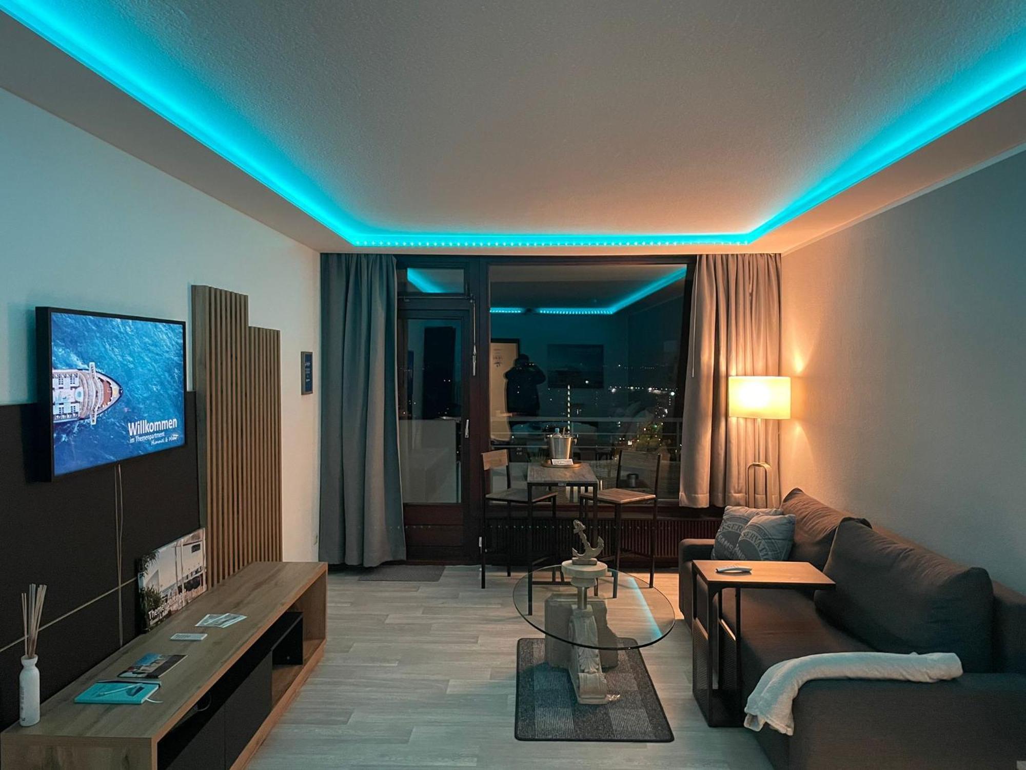 ゲルゼンキルヒェンThemenpartment Himmel Und Mehr Penthouseアパートメント エクステリア 写真